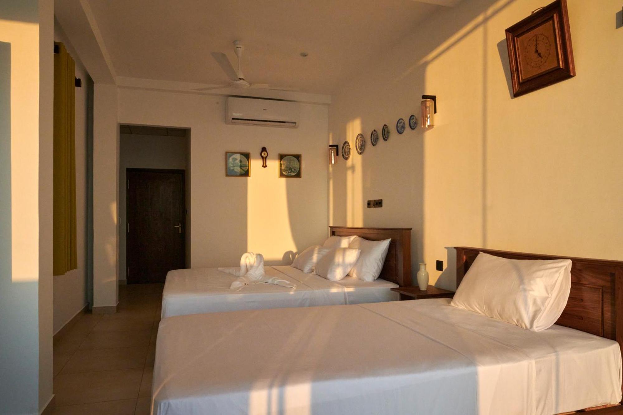 Kings Bay Beach Resort Ґалле Екстер'єр фото